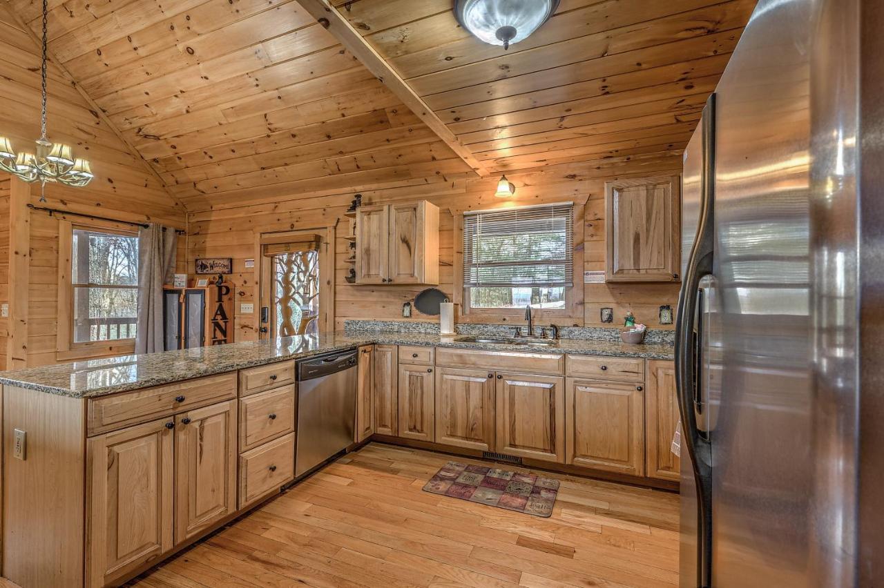 Cozy Blue Ridge Cabin In Heart Of The Mountains Villa Exterior photo